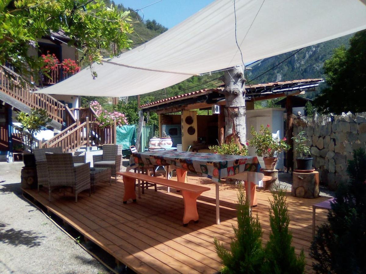 La Vieille Maison Biselli 탕드 외부 사진